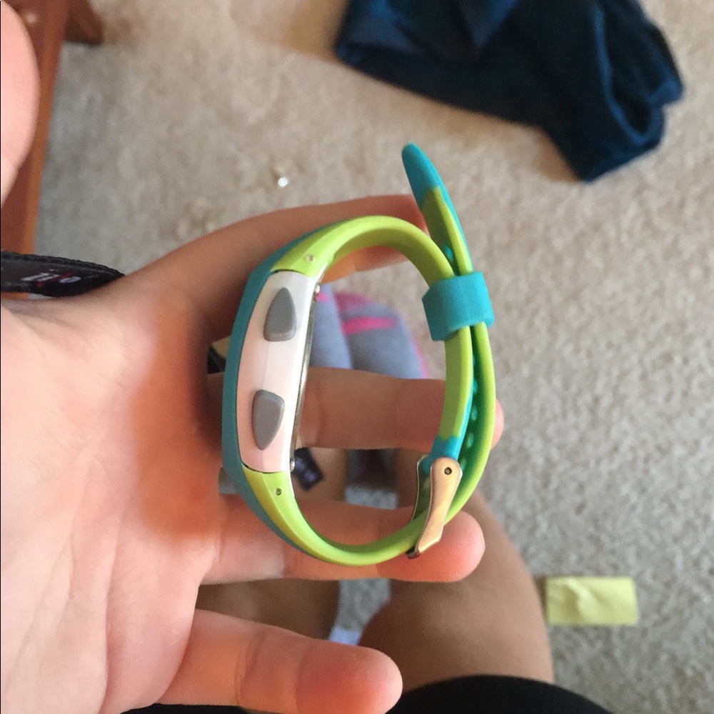 Watch - Picture 2 of 3